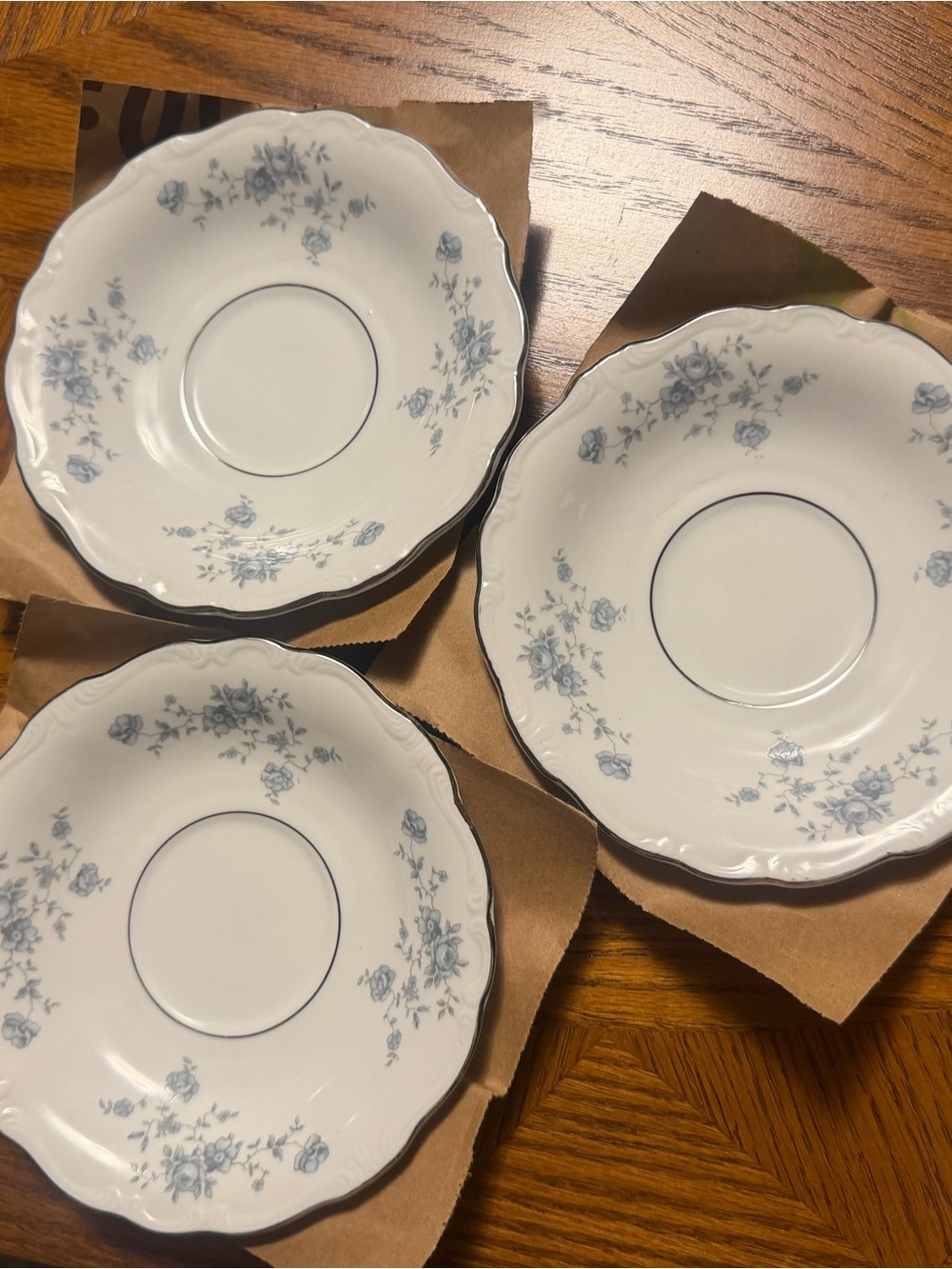 Johann Haviland Bavaria GermanyLot of 3 - Classic White with Blue Garnet